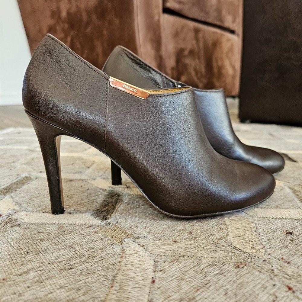 Vintage Coach Seneca Brown Leather Ankle Boots - Picture 2 of 11